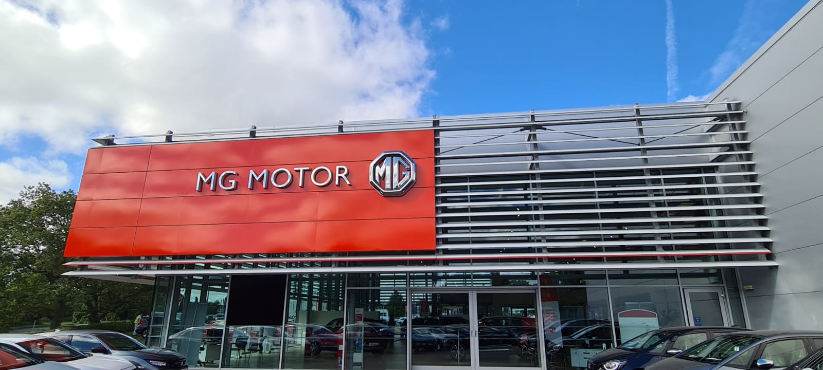 Holdcroft MG Cheshire Oaks dealer